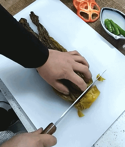 dd24bee2668c939bbfe0e20a1f7e0936_5.gif